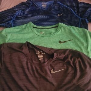 🚨 Bundle 3 Dri fit Nike Tee